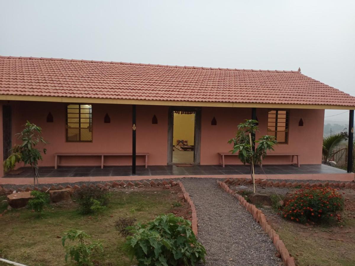 Mohole Wada, Ramshej Fort, Nashik Exterior photo